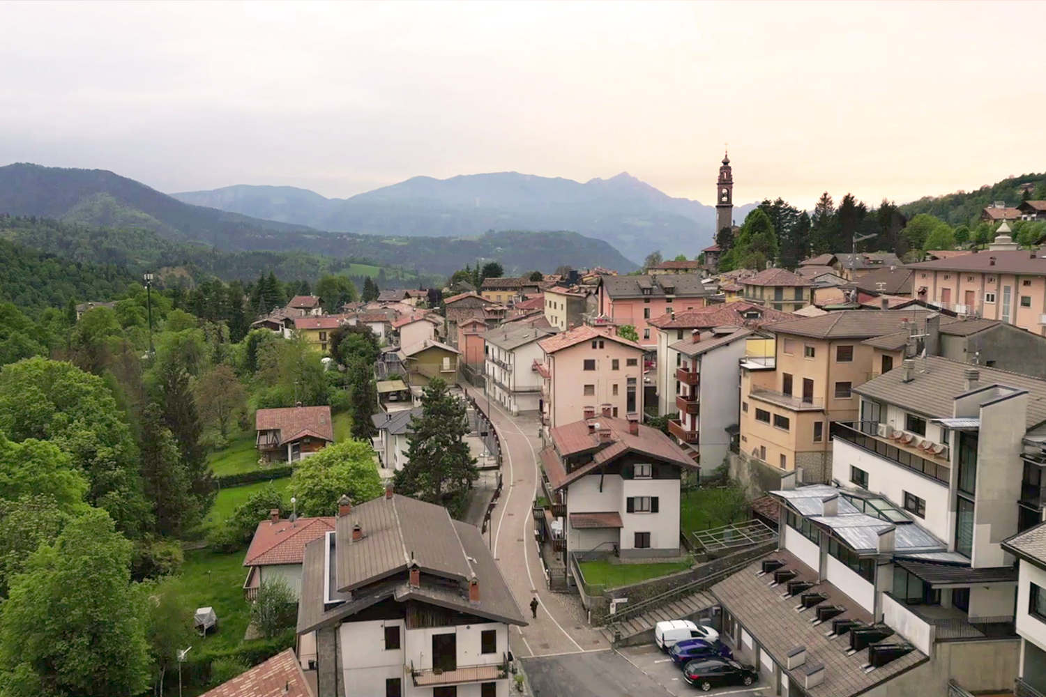 intrecci urbani: progetto di riqualificazione e connessione del tessuto urbano frammentato nel centro storico di Castione della Presolana.